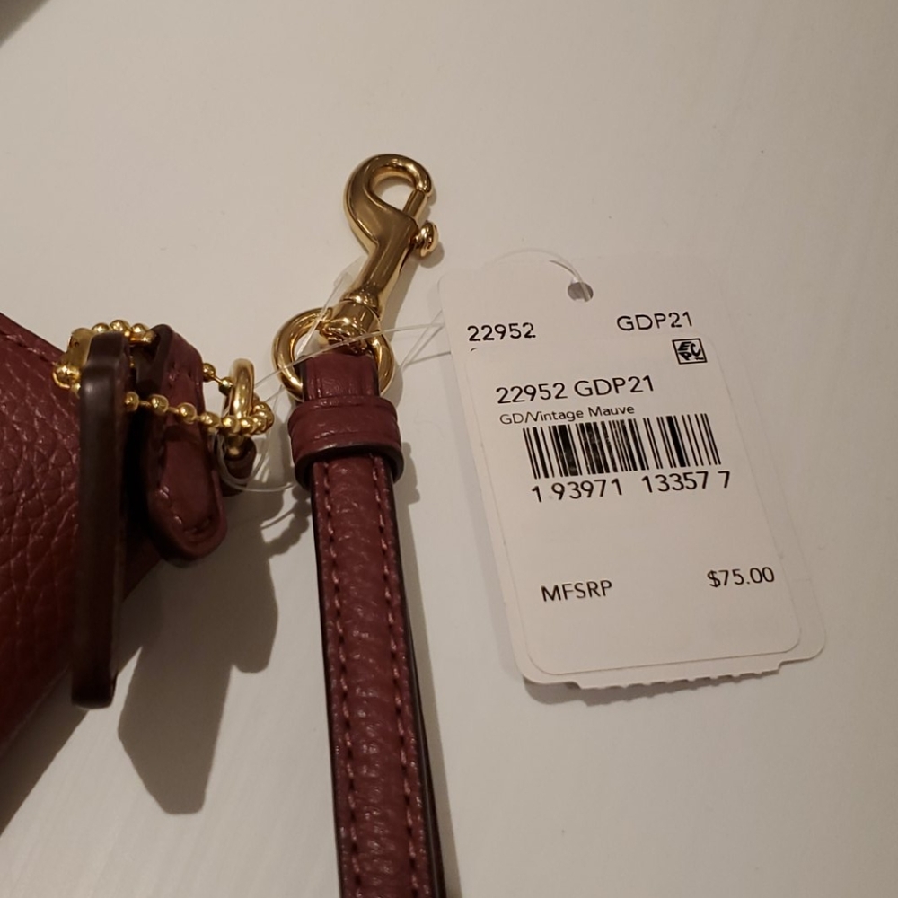 Coach NWT Polished Pebble Leather Wristlet - Picture 5 of 5